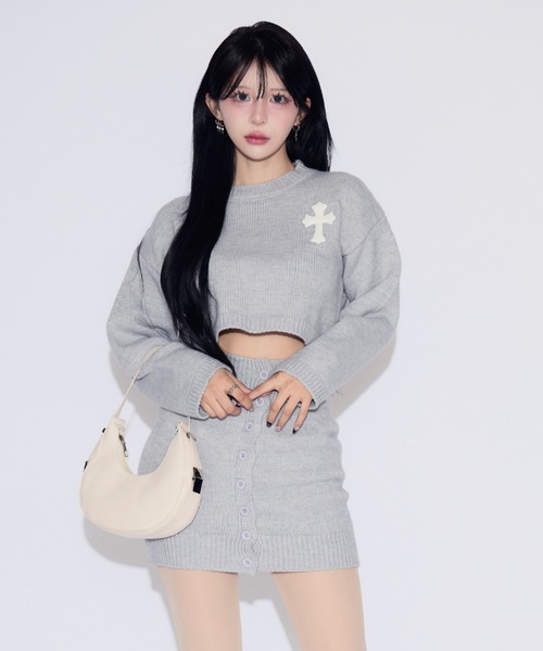 tinkerend(ティンカーエンド)の「Cross Knit Set-up / クロスニットセットアップ 2点セット(ニット/セーター・レディース・ブラック/ライトグレー・FREE)」の2枚目の写真
