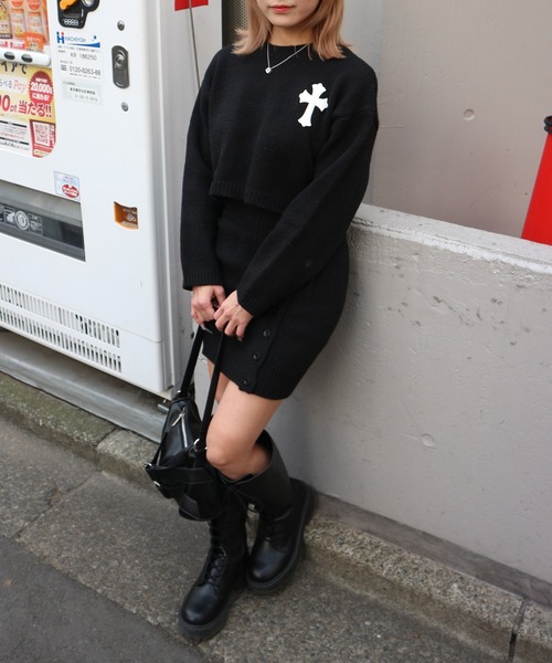 tinkerend(ティンカーエンド)の「Cross Knit Set-up / クロスニットセットアップ 2点セット(ニット/セーター・レディース・ブラック/ライトグレー・FREE)」の7枚目の写真