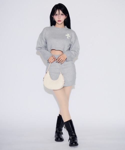 tinkerend(ティンカーエンド)の「Cross Knit Set-up / クロスニットセットアップ 2点セット(ニット/セーター・レディース・ブラック/ライトグレー・FREE)」の17枚目の写真