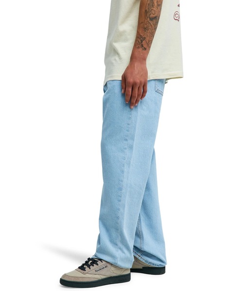 Quiksilver(クイックシルバー)の「QUIKSILVER メンズ QUIKSILVER STRAIGHT デニムストレートパンツ ベーシックシルエット【2026年春夏モデル】/クイックシルバーストレートデニム(デニムパンツ・メンズ・ライトブルー/ブラック・30inch/32inch/34inch)」の16枚目の写真