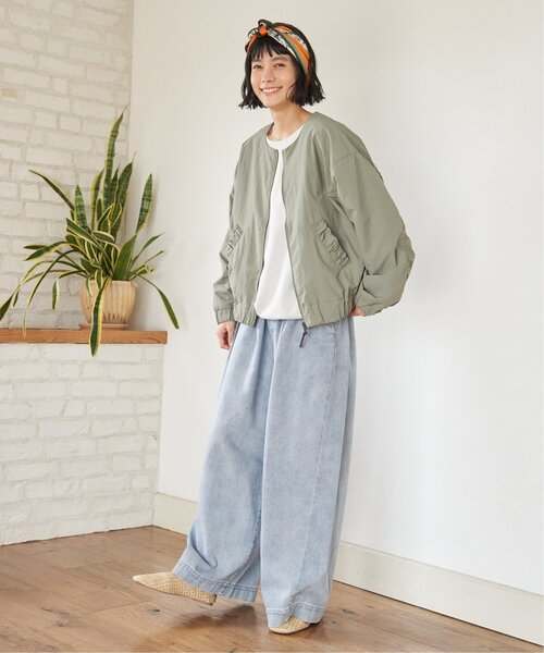 LBC(エルビーシー)の「ナイロンシャーリングブルゾン(ブルゾン・レディース・カーキ/チャコール/オフホワイト・L/M)」の15枚目の写真