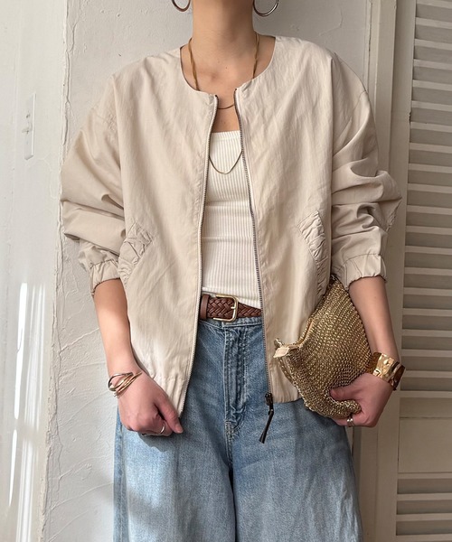 LBC(エルビーシー)の「ナイロンシャーリングブルゾン(ブルゾン・レディース・カーキ/チャコール/オフホワイト・L/M)」の4枚目の写真