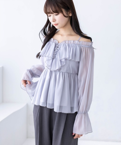 clear（クリア）の「フロントフリルオフショル長袖ブラウス（シャツ/ブラウス・レディース・イエロー/アイボリー/ピンク/ライトグレー・F）」の2枚目の写真