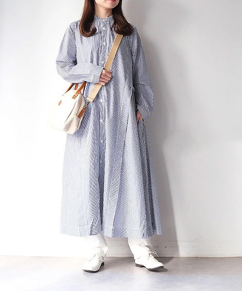 vent blanc(ヴァンブラン)の「vent blanc ヴァンブラン コットン タック&ギャザー デザインワンピース(ワンピース・レディース・チェック/ストライプ/ネイビー・FREE)」の13枚目の写真