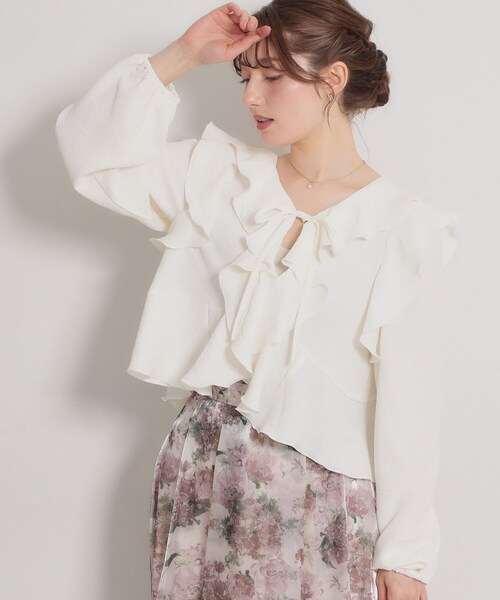 couture brooch（クチュールブローチ）の「ラッフルショートブラウス（シャツ/ブラウス・レディース・カーキ/ブラック/オフホワイト・38/40）」の10枚目の写真