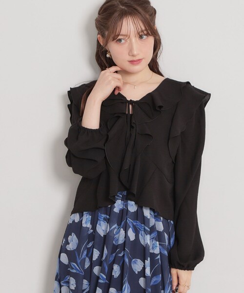 couture brooch（クチュールブローチ）の「ラッフルショートブラウス（シャツ/ブラウス・レディース・カーキ/ブラック/オフホワイト・38/40）」の17枚目の写真