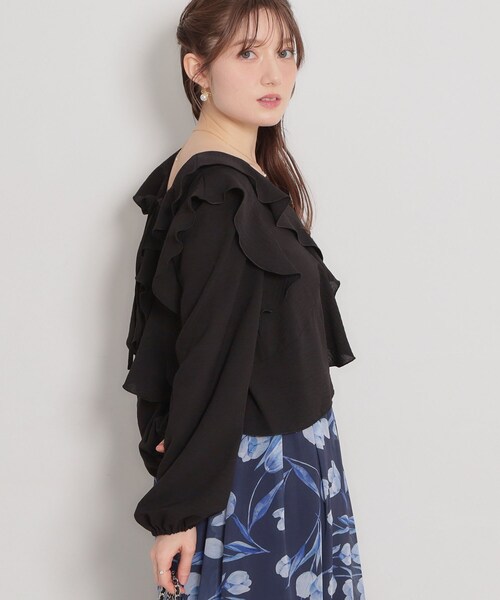 couture brooch（クチュールブローチ）の「ラッフルショートブラウス（シャツ/ブラウス・レディース・カーキ/ブラック/オフホワイト・38/40）」の19枚目の写真