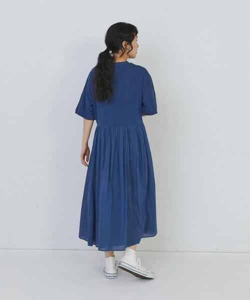 conges payes ADIEU TRISTESSE(コンジェ ペイエ アデュートリステス)の「2重布帛ドルマンスリーブワンピース(ワンピース・レディース・ブルー/ブラック/ミント・FREE)」の6枚目の写真