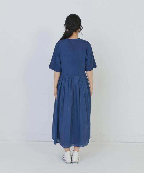 conges payes ADIEU TRISTESSE(コンジェ ペイエ アデュートリステス)の「2重布帛ドルマンスリーブワンピース(ワンピース・レディース・ブルー/ブラック/ミント・FREE)」の10枚目の写真