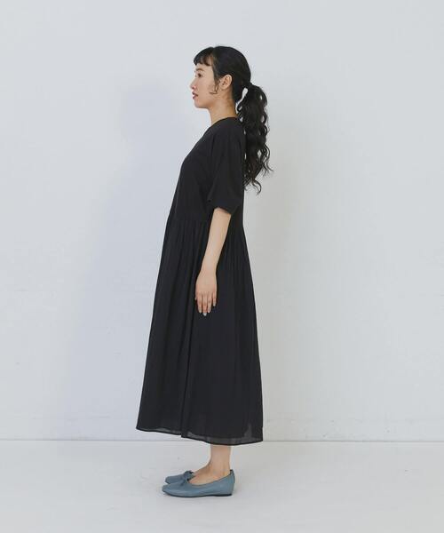 conges payes ADIEU TRISTESSE(コンジェ ペイエ アデュートリステス)の「2重布帛ドルマンスリーブワンピース(ワンピース・レディース・ブルー/ブラック/ミント・FREE)」の16枚目の写真