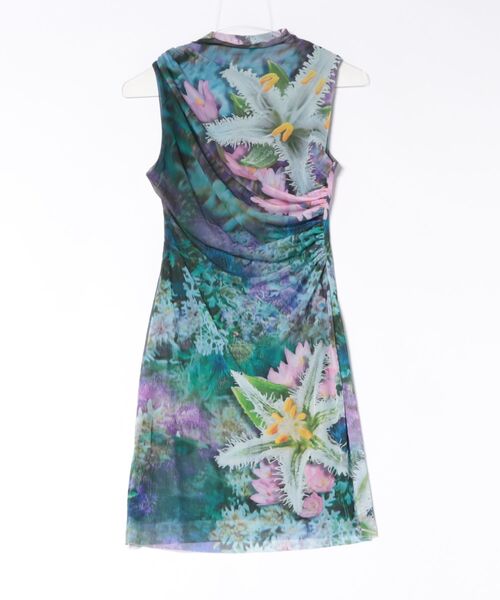 Desigual（デシグアル）の「フラワードレープノースリーブミニドレス（ワンピース・レディース・グリーン・XL/L/M/S/XS）」の3枚目の写真