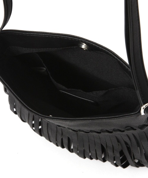 LEPSIM(レプシィム)の「フリンジミニショルダー 636691(ショルダーバッグ・レディース・ブラウン/ブラック・ONE SIZE)」の11枚目の写真