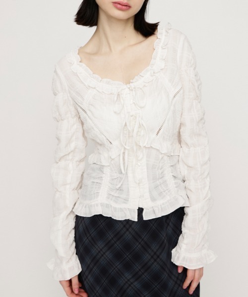 SLY(�X���C)��RIBBON FRILL BL ���{���t�����u���E�X �t��(�V���c/�u���E�X)