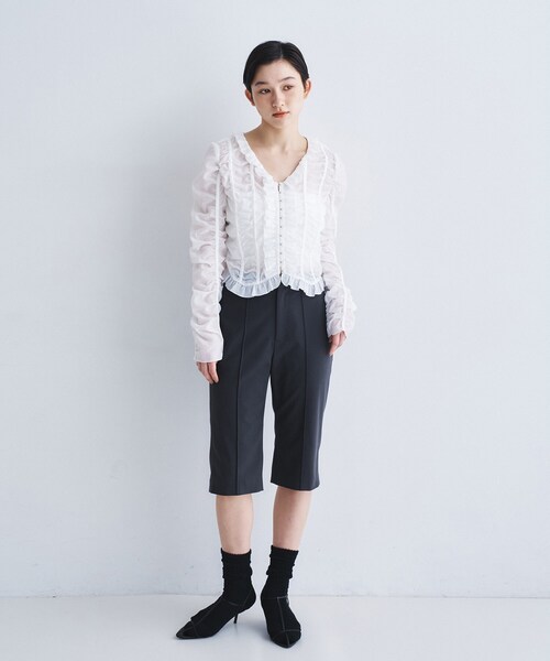 CODE A（コードエー）の「dobby ruffle blouse（シャツ/ブラウス・レディース・ブラック/ホワイト/アイボリー・00）」の10枚目の写真