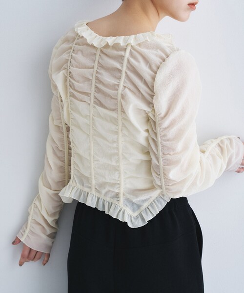 CODE A（コードエー）の「dobby ruffle blouse（シャツ/ブラウス・レディース・ブラック/ホワイト/アイボリー・00）」の14枚目の写真