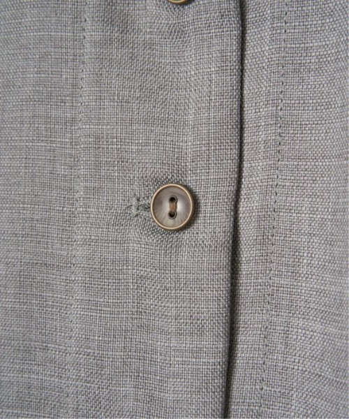 LBC(エルビーシー)の「エクリュハーフスリーブジャケット(テーラードジャケット・レディース・ベージュ/グレー・M/L)」の13枚目の写真