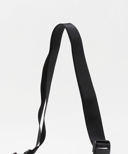 Aer（エアー）の「＜Aer＞デイ スリング 4 ショルダー バッグ（ショルダーバッグ・メンズ・ブラック・FREE）」の5枚目の写真