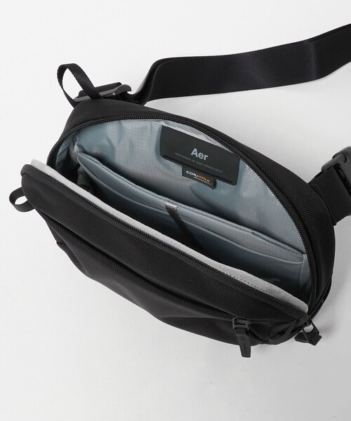 Aer（エアー）の「＜Aer＞デイ スリング 4 ショルダー バッグ（ショルダーバッグ・メンズ・ブラック・FREE）」の7枚目の写真