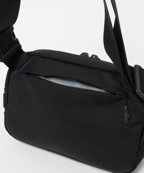 Aer（エアー）の「＜Aer＞デイ スリング 4 ショルダー バッグ（ショルダーバッグ・メンズ・ブラック・FREE）」の13枚目の写真