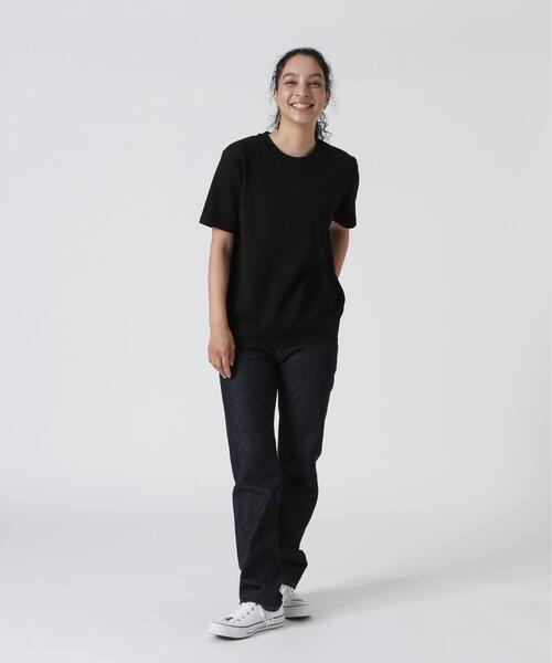 TATRAS（タトラス）の「TATRAS(タトラス) LAVINIA/ラヴィニア/Tシャツ（Tシャツ/カットソー・レディース・ブラック/アイボリー・3/2）」の4枚目の写真