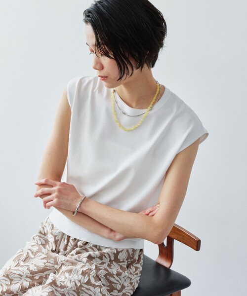green label relaxing（グリーンレーベルリラクシング）の「フレンチスリーブ ニット ウォッシャブル 接触冷感 UVカット（ニット/セーター・レディース・ライム/ダークブラウン/ホワイト/ブラック・FREE）」の2枚目の写真