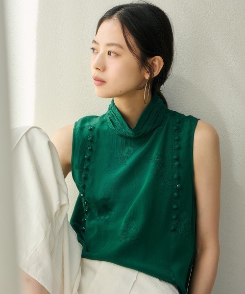 anuans（アニュアンス）の「bigナローフープ（ピアス（両耳用）・レディース・シルバー/ゴールド・FREE）」の6枚目の写真