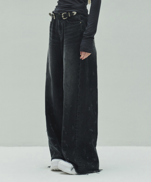 DIAGONAL(ダイアゴナル)の「DAMAGE DENIM PANTS (black)(デニムパンツ・レディース・その他・MEDIUM)」の2枚目の写真
