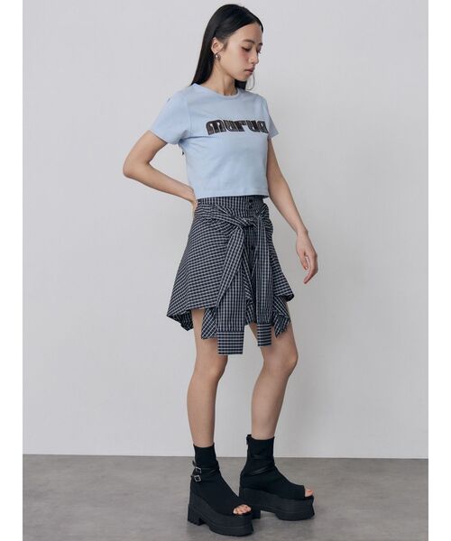 MURUA(ムルーア)の「パターンロゴパッチTシャツ 夏服(Tシャツ/カットソー・レディース・ブラック/ブルー/ピンク/ホワイト・FREE)」の9枚目の写真