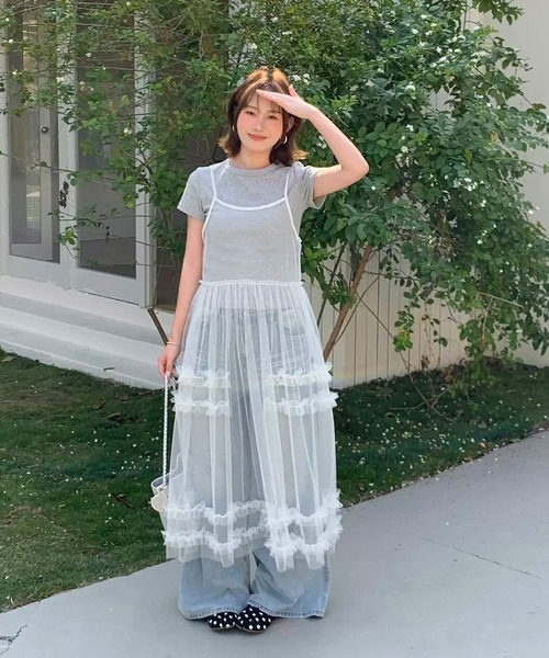 shopnikoniko(ショップニコニコ)の「ワンピース 夏 ロング丈 ダブルフリル チュール レイヤード キャミワンピース(ワンピース・レディース・ホワイト・フリー)」の3枚目の写真