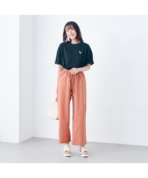 Disney(ディズニー)の「刺繍エディトリアルTシャツ(Tシャツ/カットソー・レディース・ホワイト系その他2/ブラック系その他/ブルー系その他/ホワイト系その他/レッド系その他・L~LL/S-M)」の19枚目の写真