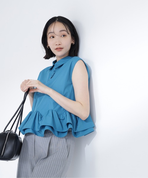 NATURAL BEAUTY BASIC（ナチュラルビューティーベーシック）の「ヘムフリルシャツブラウス（シャツ/ブラウス・レディース・ネイビー/ブルー系その他/ベージュ・ﾌﾘ-）」の8枚目の写真