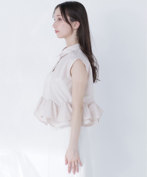 NATURAL BEAUTY BASIC（ナチュラルビューティーベーシック）の「ヘムフリルシャツブラウス（シャツ/ブラウス・レディース・ネイビー/ブルー系その他/ベージュ・ﾌﾘ-）」の17枚目の写真