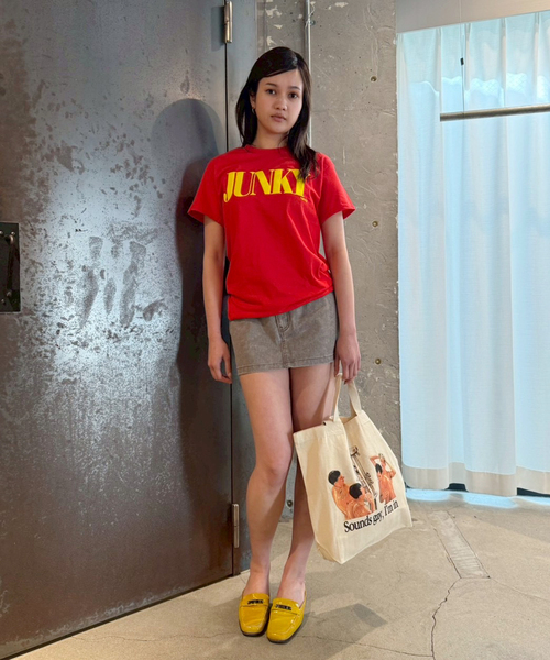 Oriens JOURNAL STANDARD(オリエンス ジャーナルスタンダード)の「【nancy/ナンシー】 JUNKY TEE(Tシャツ/カットソー・レディース・ブラック/ネイビー/レッド・MEDIUM/SMALL)」の10枚目の写真