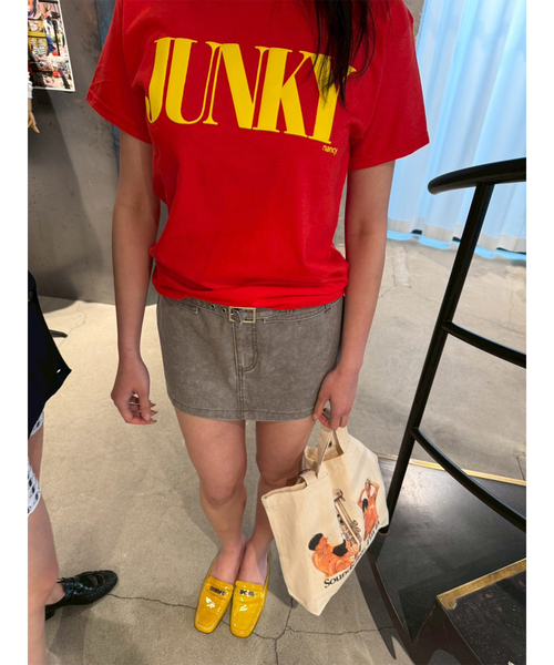 Oriens JOURNAL STANDARD(オリエンス ジャーナルスタンダード)の「【nancy/ナンシー】 JUNKY TEE(Tシャツ/カットソー・レディース・ブラック/ネイビー/レッド・MEDIUM/SMALL)」の11枚目の写真