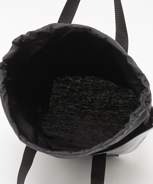 FREDRIK PACKERS(フレドリックパッカーズ)の「【別注】<FREDRIK PACKERS>ドロストバッグ(トートバッグ・レディース・ダークブラウン/ブラック・FREE)」の4枚目の写真