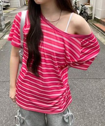 Tシャツ/カットソー（ピンク/桃色系・オフショルダー）ファッション