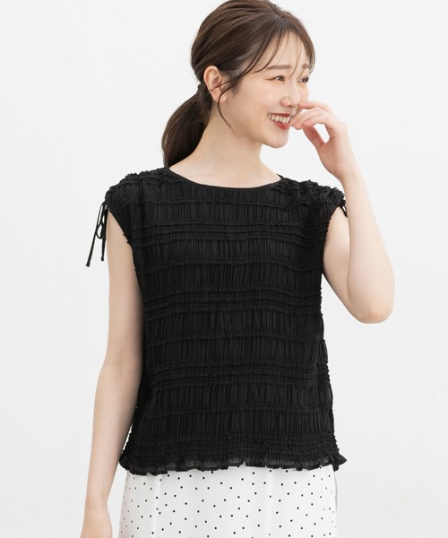 Honeys(ハニーズ)の「【接触冷感】シャーリングブラウス(シャツ/ブラウス・レディース・ネイビー系1/グレイッシュブルー/ホワイト系その他2/ブラック・L/LL/M/S)」の7枚目の写真