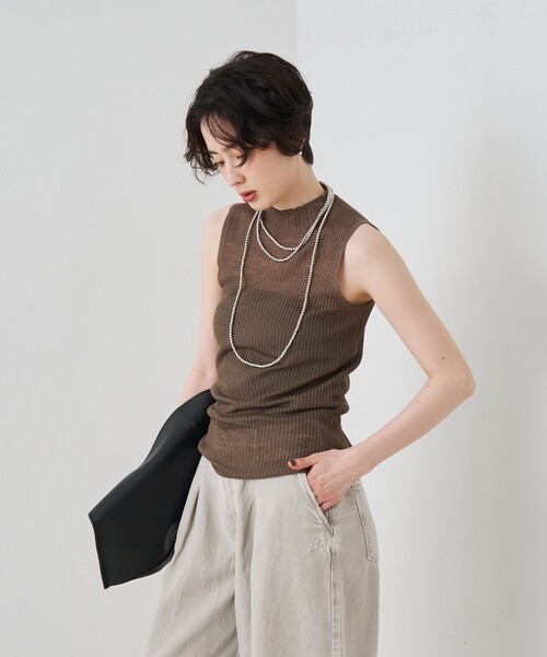 Rouge vif(ルージュヴィフ)の「きらめきラメシアータートルリブタンクニット(ニット/セーター・レディース・オフホワイト/チャコールグレー/ブラウン・フリー)」の12枚目の写真