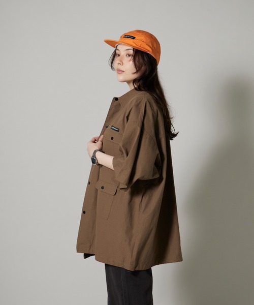 OK YESTERDAY(オッケーイエスタデイ)の「ショートスリーブ ユーティリティシャツ(シャツ/ブラウス・レディース・ブルー/カーキ/ブラック/ブラック×ホワイト/ネイビー・MEDIUM/LARGE)」の8枚目の写真