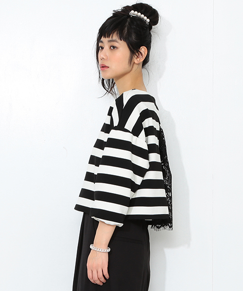 CAROLINA GLASER（カロリナ グレイサー）の「CAROLINA GLASER / リップル プルオーバー（その他トップス・レディース・アイボリー/ブラック×ホワイト・ONE SIZE）」の5枚目の写真