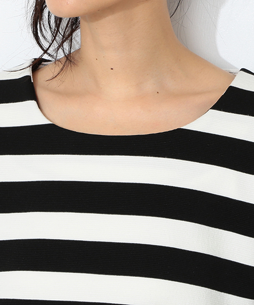 CAROLINA GLASER（カロリナ グレイサー）の「CAROLINA GLASER / リップル プルオーバー（その他トップス・レディース・アイボリー/ブラック×ホワイト・ONE SIZE）」の7枚目の写真