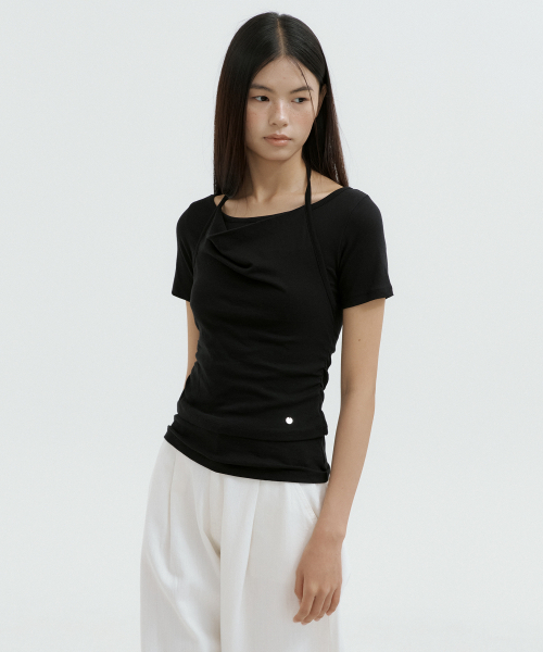 LUCIR ZU（ルシールズ）の「Halter Layered Sleeve Top (black)（Tシャツ/カットソー・レディース・その他・FREE）」の3枚目の写真
