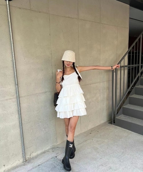 FAVORITO(ファヴォリート)の「レイヤードキャミワンピース(ワンピース・レディース・ホワイト・F)」の11枚目の写真