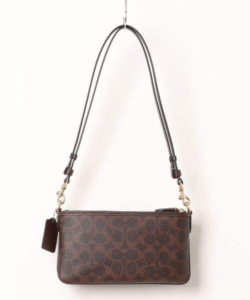 COACH（コーチ）の「オードリー クロスボディ バッグ・シグネチャー キャンバス（ショルダーバッグ・レディース・ブラウン系その他・ONE）」の2枚目の写真