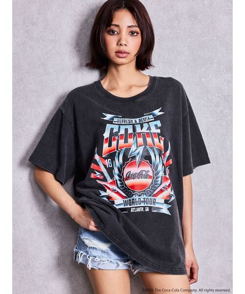 GYDA(ジェイダ)の「Coca-Cola vintage BIG Tシャツ(Tシャツ/カットソー・レディース・アイボリー/ブラック/チャコールグレー・FREE)」の1枚目の写真