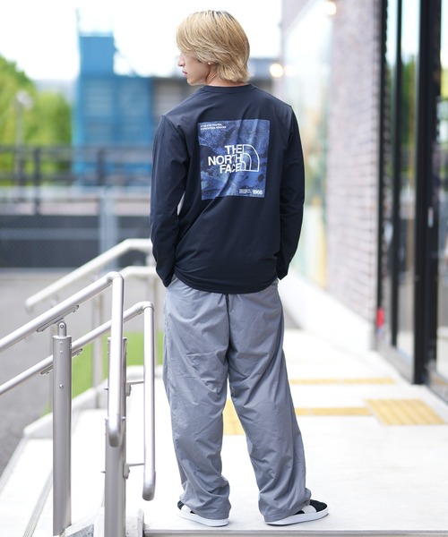THE NORTH FACE(ザノースフェイス)の「THE NORTH FACE/ザ・ノース・フェイス L/S ES SQUARE LG T ロンT NT82671(Tシャツ/カットソー・メンズ・ホワイト/ブラック・M/L/XL)」の13枚目の写真