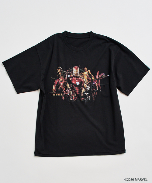 MARVEL(マーベル)の「【仙台店&WEB限定】MARVEL / マーベル 別注 プリントTシャツ(Tシャツ/カットソー・メンズ・ホワイト/ブラック/ブラック系その他/ピンク・MEDIUM/LARGE)」の1枚目の写真