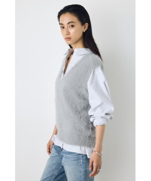 AZUL by moussy(アズールバイマウジー)の「【身長/骨格別着用画像あり】シャギーニットベスト 秋服 レイヤード 春服 ニットトップス(ベスト・レディース・グレー/ブラウン/アイボリー・FREE)」の18枚目の写真