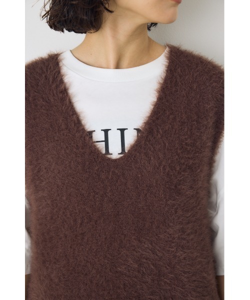 AZUL by moussy(アズールバイマウジー)の「【身長/骨格別着用画像あり】シャギーニットベスト 秋服 レイヤード 春服 ニットトップス(ベスト・レディース・グレー/ブラウン/アイボリー・FREE)」の17枚目の写真