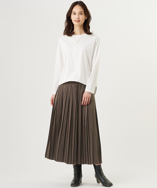 J.PRESS Ladies（J.プレス レディス）の「CHIN CHILLAピーチ プリーツ スカート（スカート・レディース・ブラウン系/グレー系/ベージュ系・XS/S）」の9枚目の写真